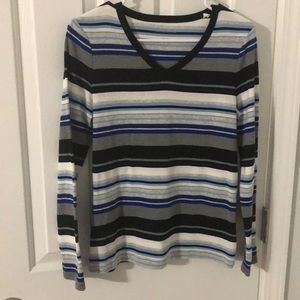 Croft and Barrow classic Long sleeve tee Size S